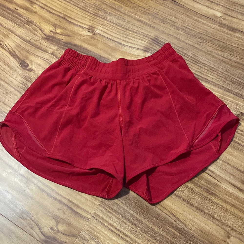Lululemon Red Hotty Hots